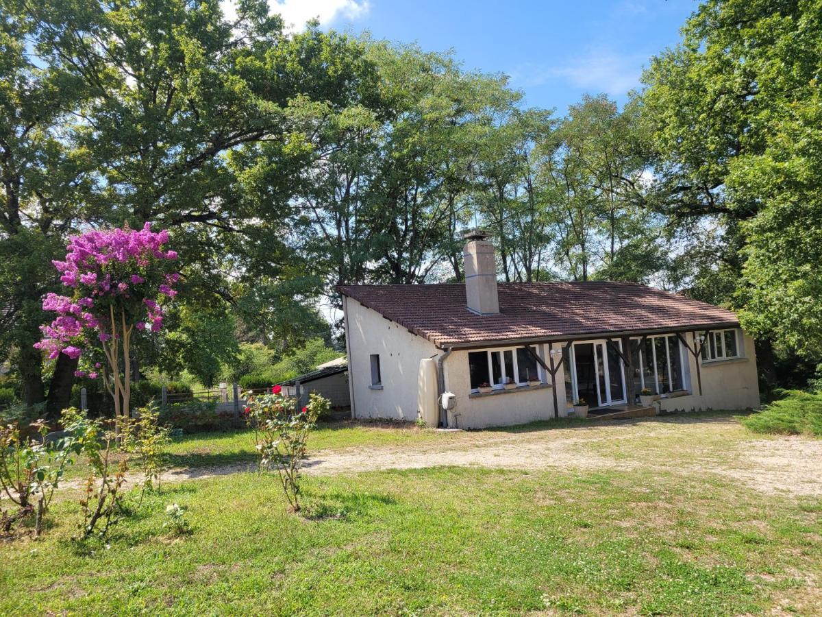La Rhomane Chabris Exterior foto